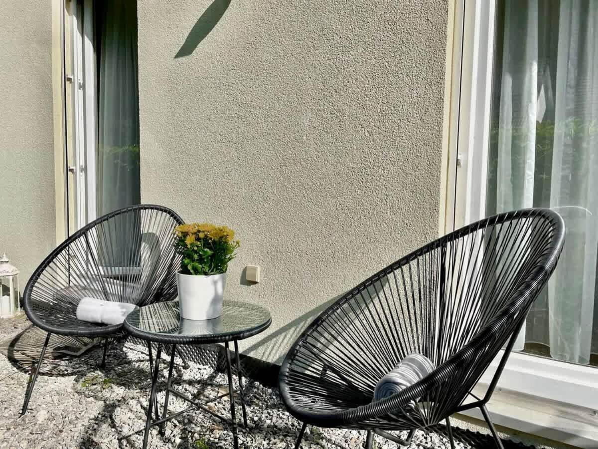 Auszeit Apartment: Black Forest Retreat with Castle Views Hornberg Exterior photo